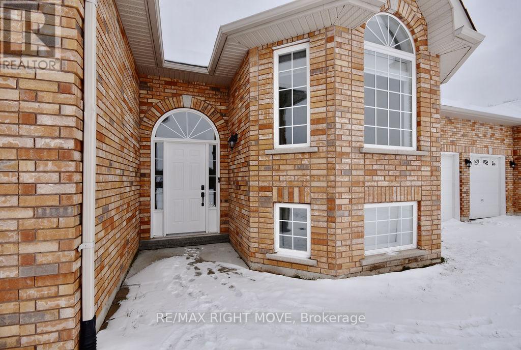 1348 Hawk Ridge Crescent, Severn, Ontario  L3V 6H4 - Photo 26 - S12672282