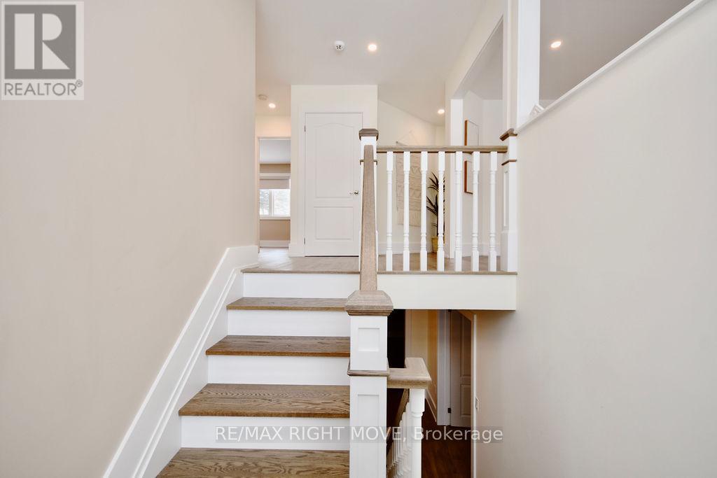 1348 Hawk Ridge Crescent, Severn, Ontario  L3V 6H4 - Photo 3 - S12672282