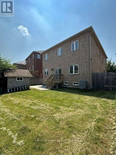 37 Watchman Road, Brampton, Ontario  L6P 2L6 - Photo 7 - W12672092