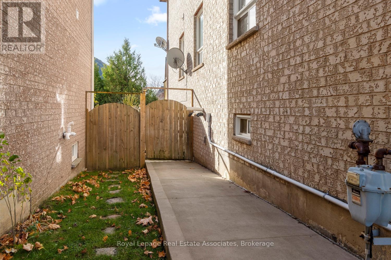 Bsmt - 7170 Para Place, Mississauga, Ontario  L5W 1L5 - Photo 16 - W12672094