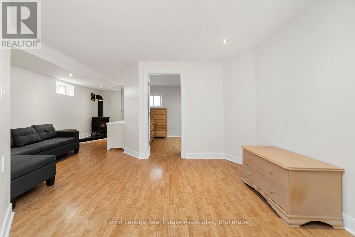 Bsmt - 7170 Para Place, Mississauga, Ontario  L5W 1L5 - Photo 4 - W12672094