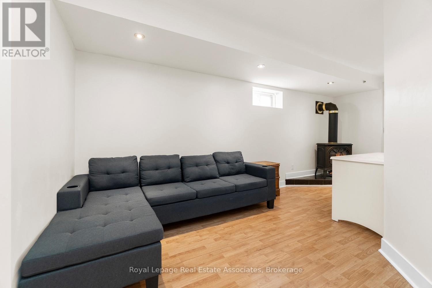 Bsmt - 7170 Para Place, Mississauga, Ontario  L5W 1L5 - Photo 6 - W12672094