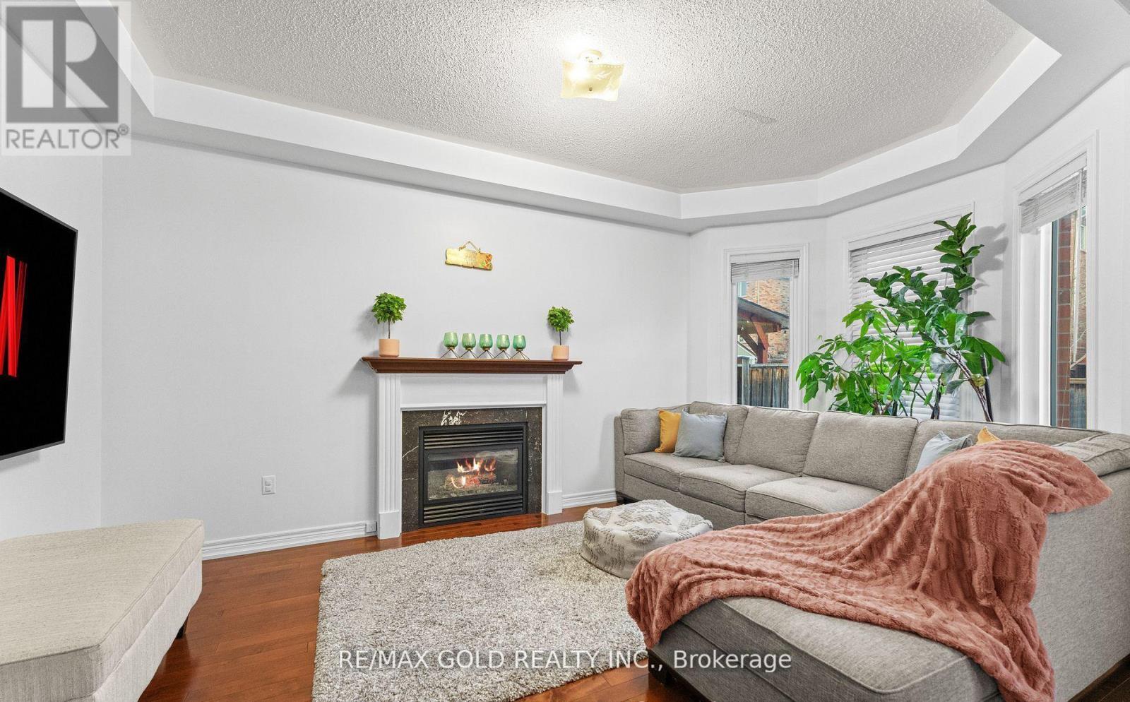 7 Gardenbrooke Trail, Brampton, Ontario  L6P 3L1 - Photo 16 - W12672104