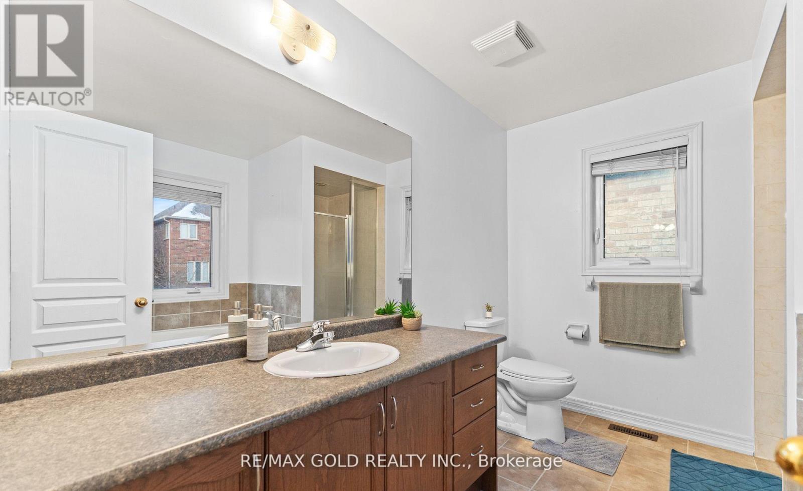 7 Gardenbrooke Trail, Brampton, Ontario  L6P 3L1 - Photo 22 - W12672104