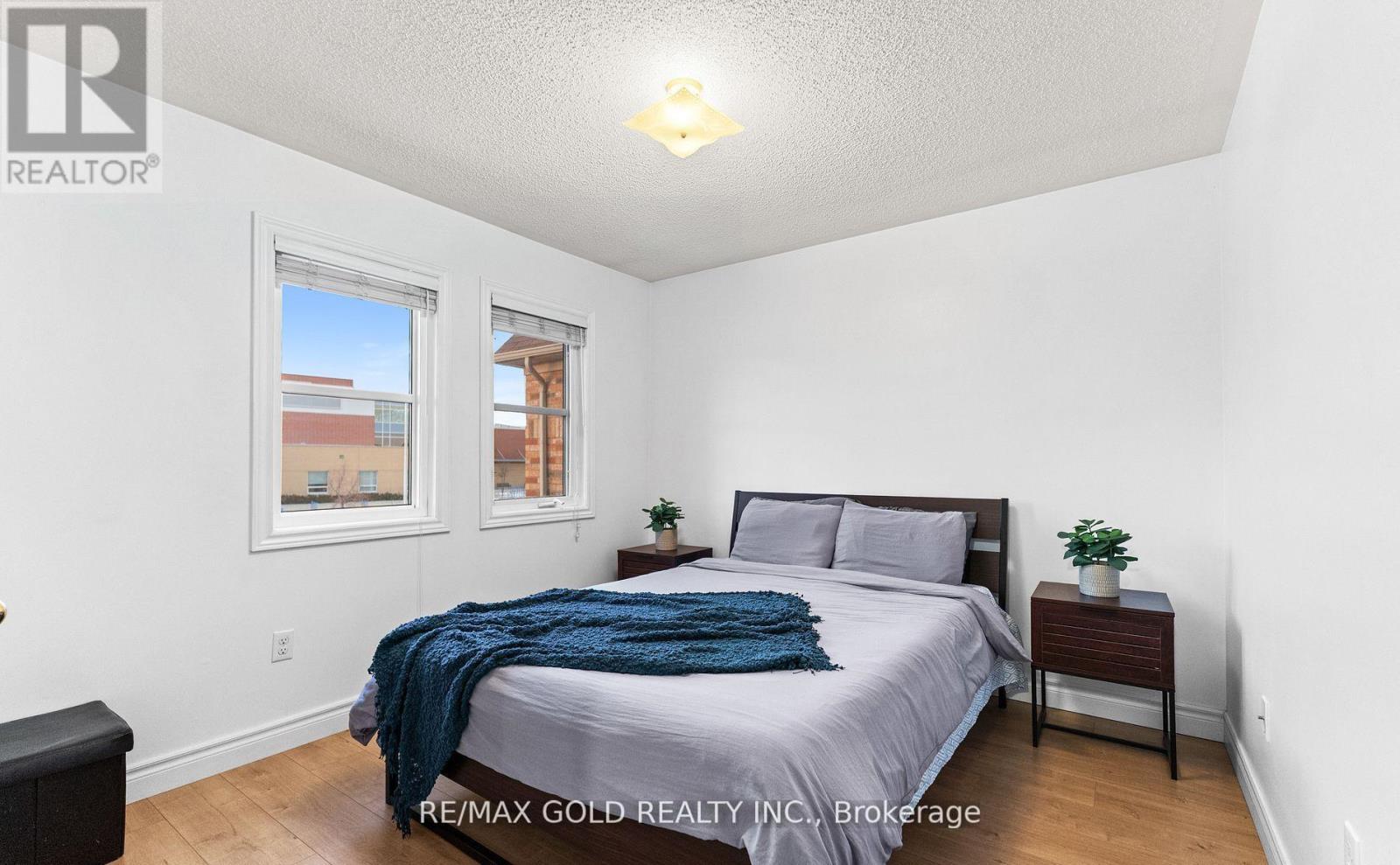 7 Gardenbrooke Trail, Brampton, Ontario  L6P 3L1 - Photo 29 - W12672104