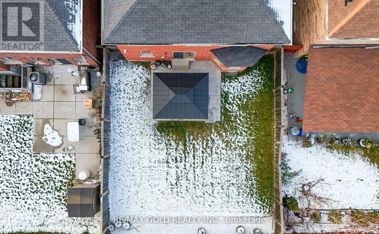 7 Gardenbrooke Trail, Brampton, Ontario  L6P 3L1 - Photo 43 - W12672104