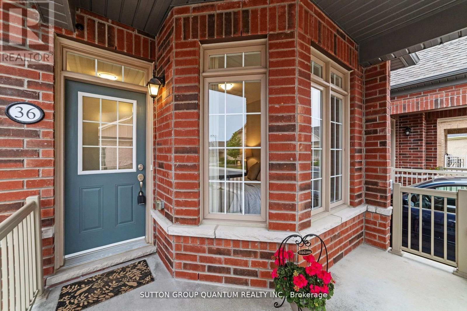 36 Bluestone Crescent, Brampton, Ontario  M5A 1E7 - Photo 2 - W12672116