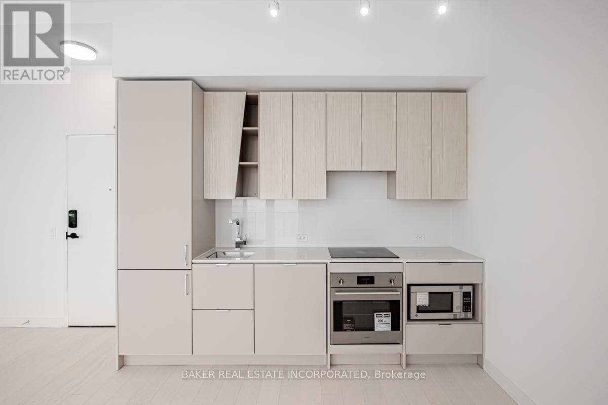 6012 - 3883 Quartz Road, Mississauga, Ontario L5B 0M4 - Photo 8 - W12672160