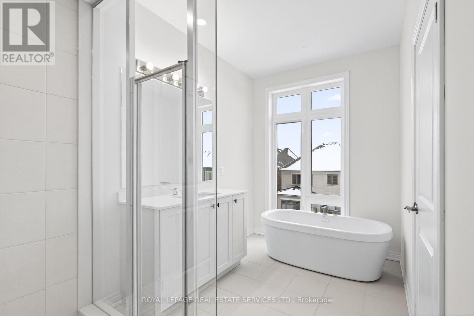 Unit A - 3211 Sixth Line, Oakville, Ontario  L6H 0V8 - Photo 34 - W12672216