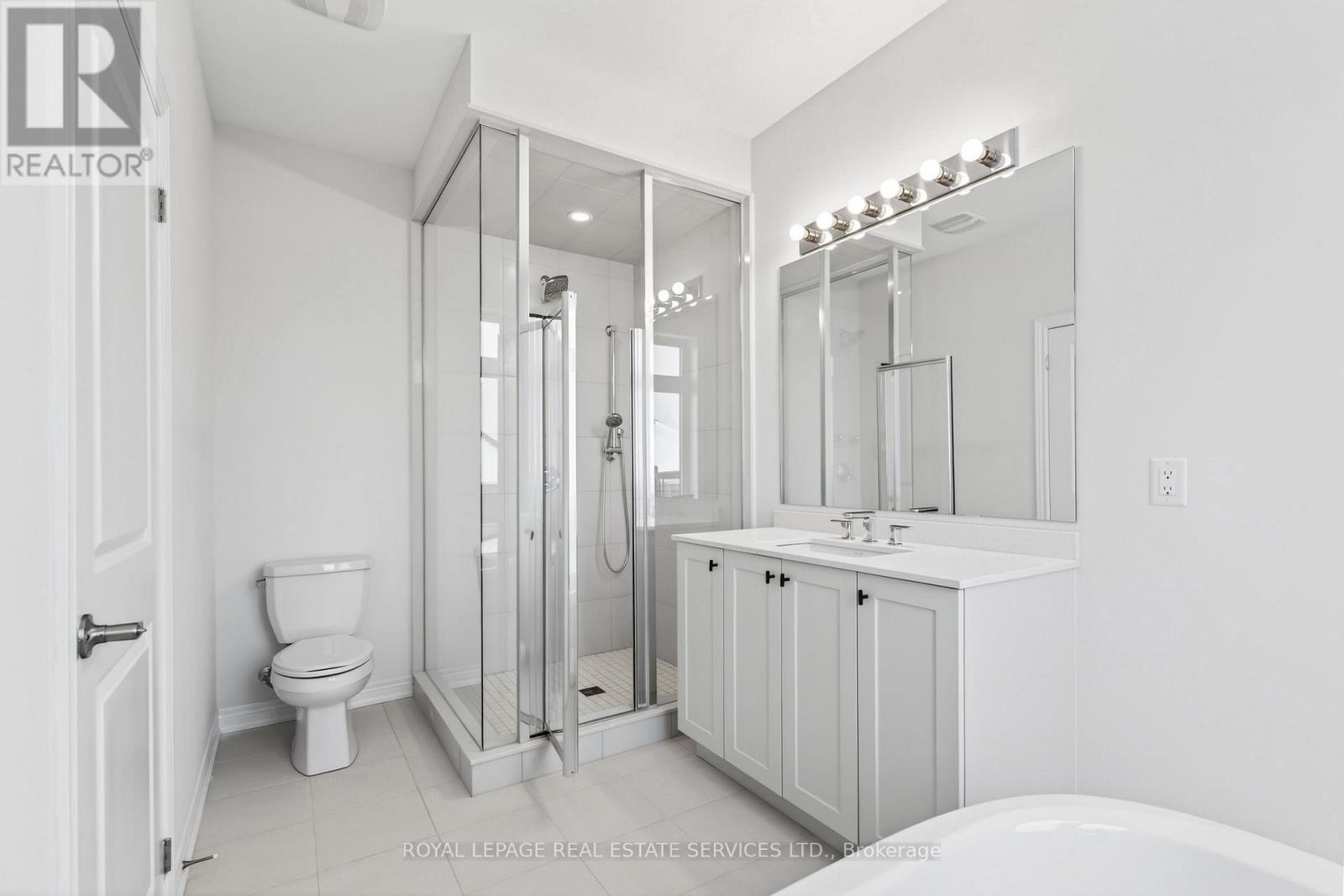 Unit A - 3211 Sixth Line, Oakville, Ontario  L6H 0V8 - Photo 35 - W12672216