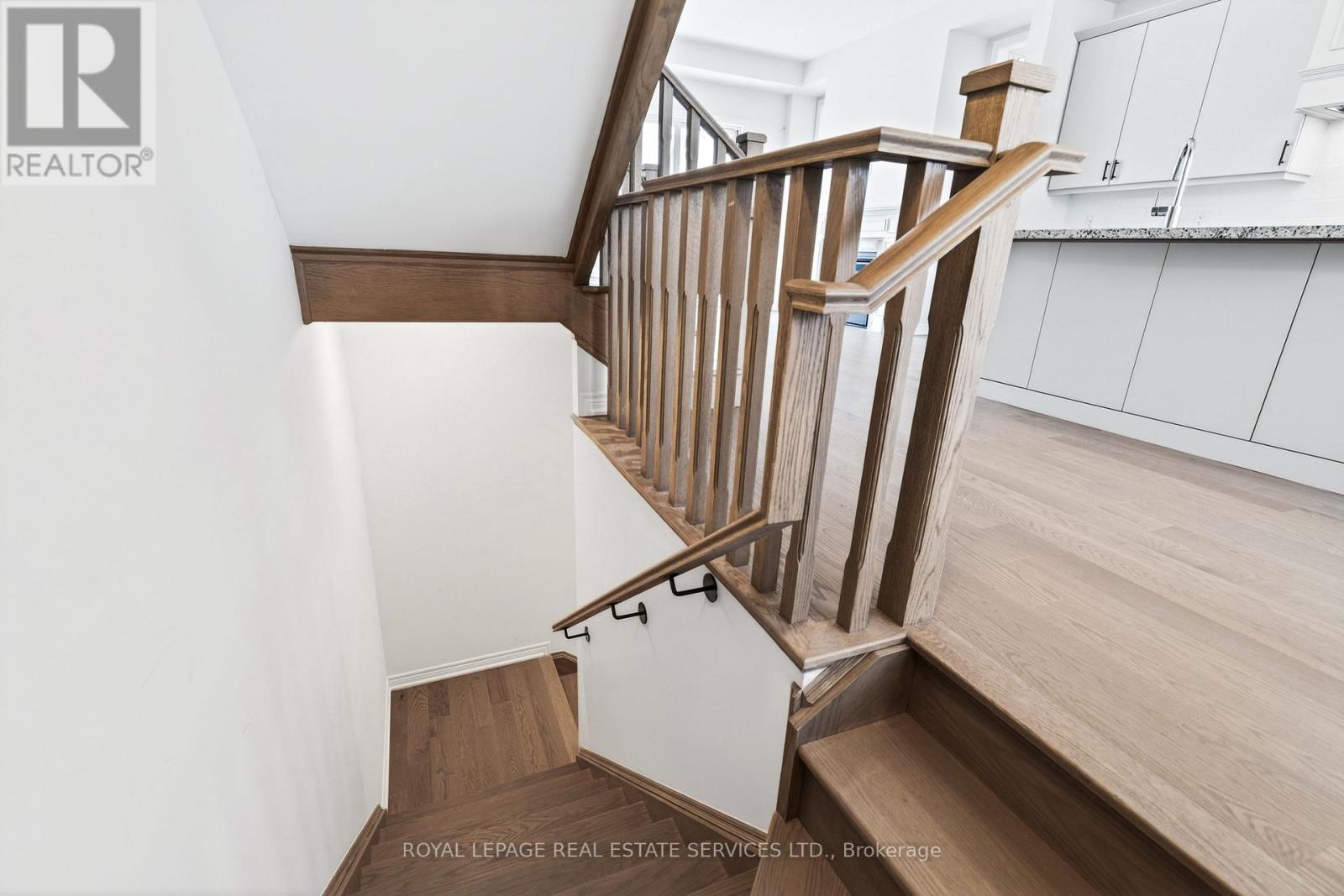 Unit A - 3211 Sixth Line, Oakville, Ontario  L6H 0V8 - Photo 41 - W12672216