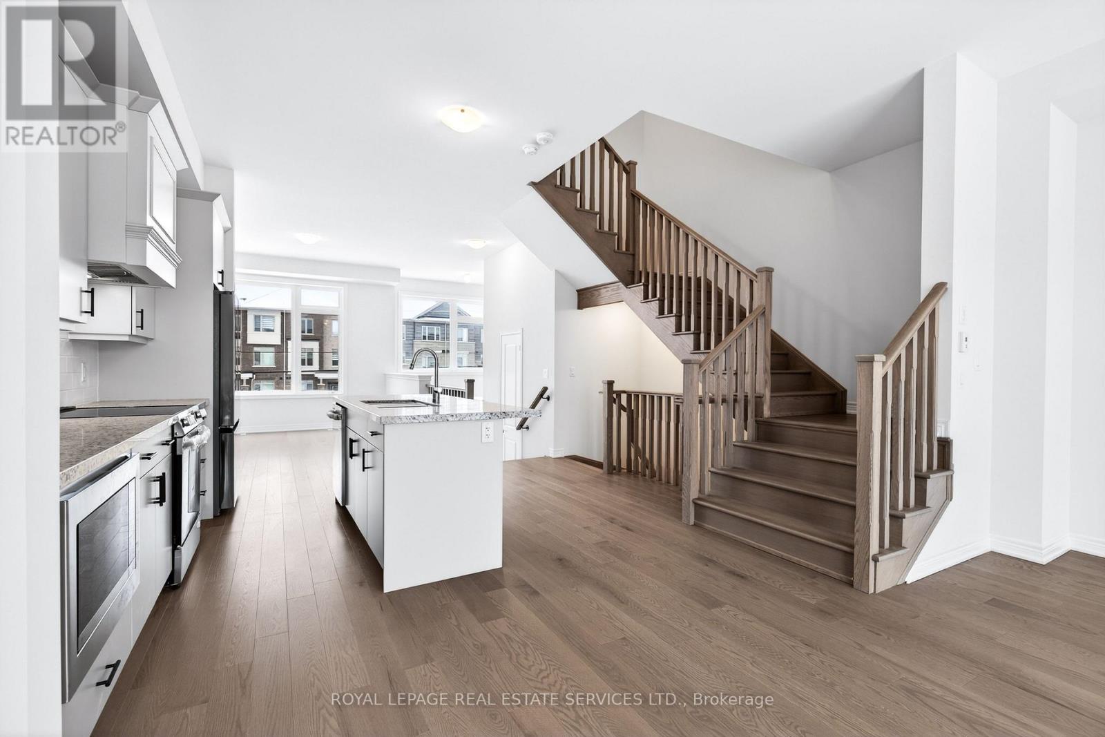 Unit A - 3211 Sixth Line, Oakville, Ontario  L6H 0V8 - Photo 9 - W12672216