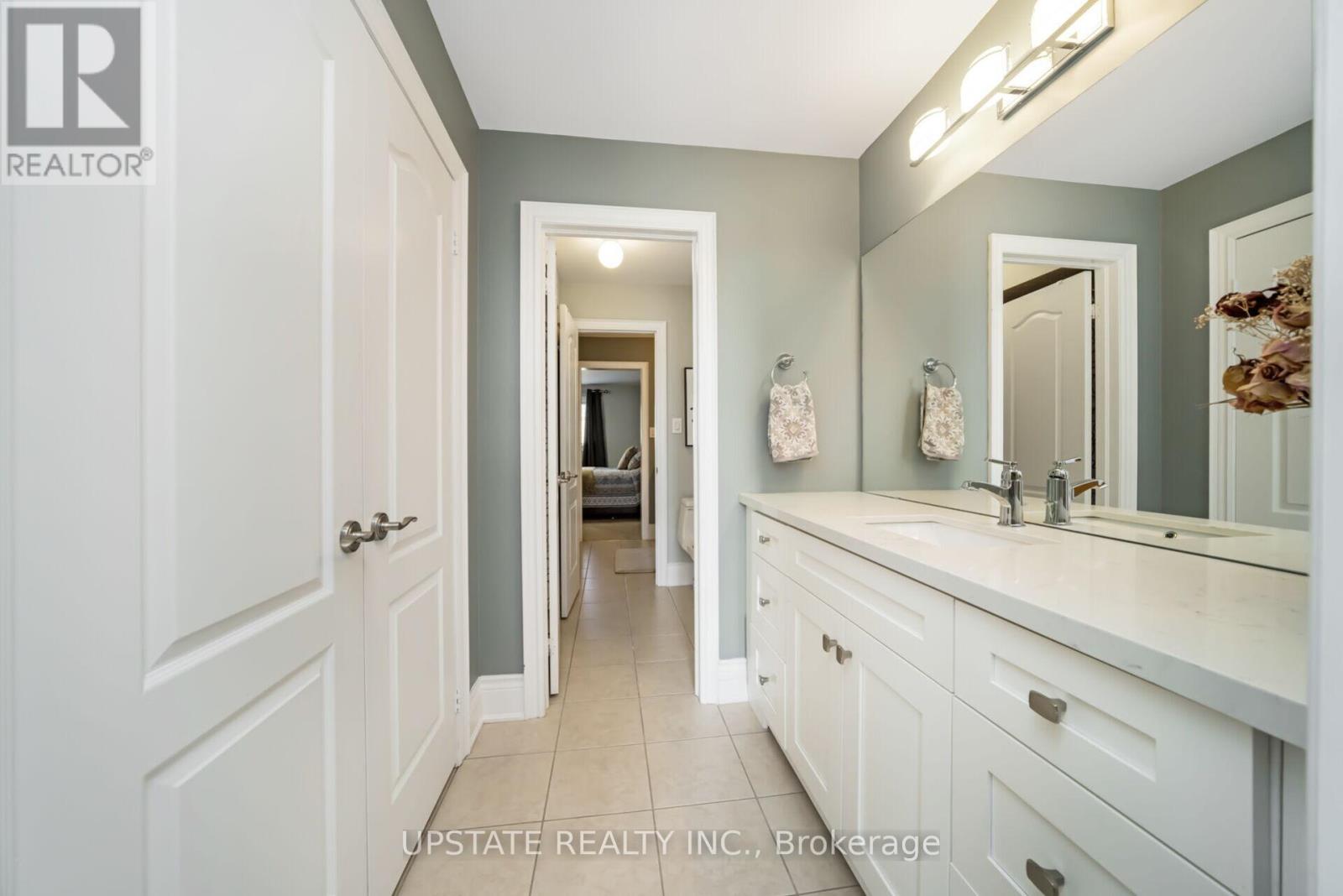 105 Royal West Drive, Brampton, Ontario  L6X 0V6 - Photo 26 - W12672276