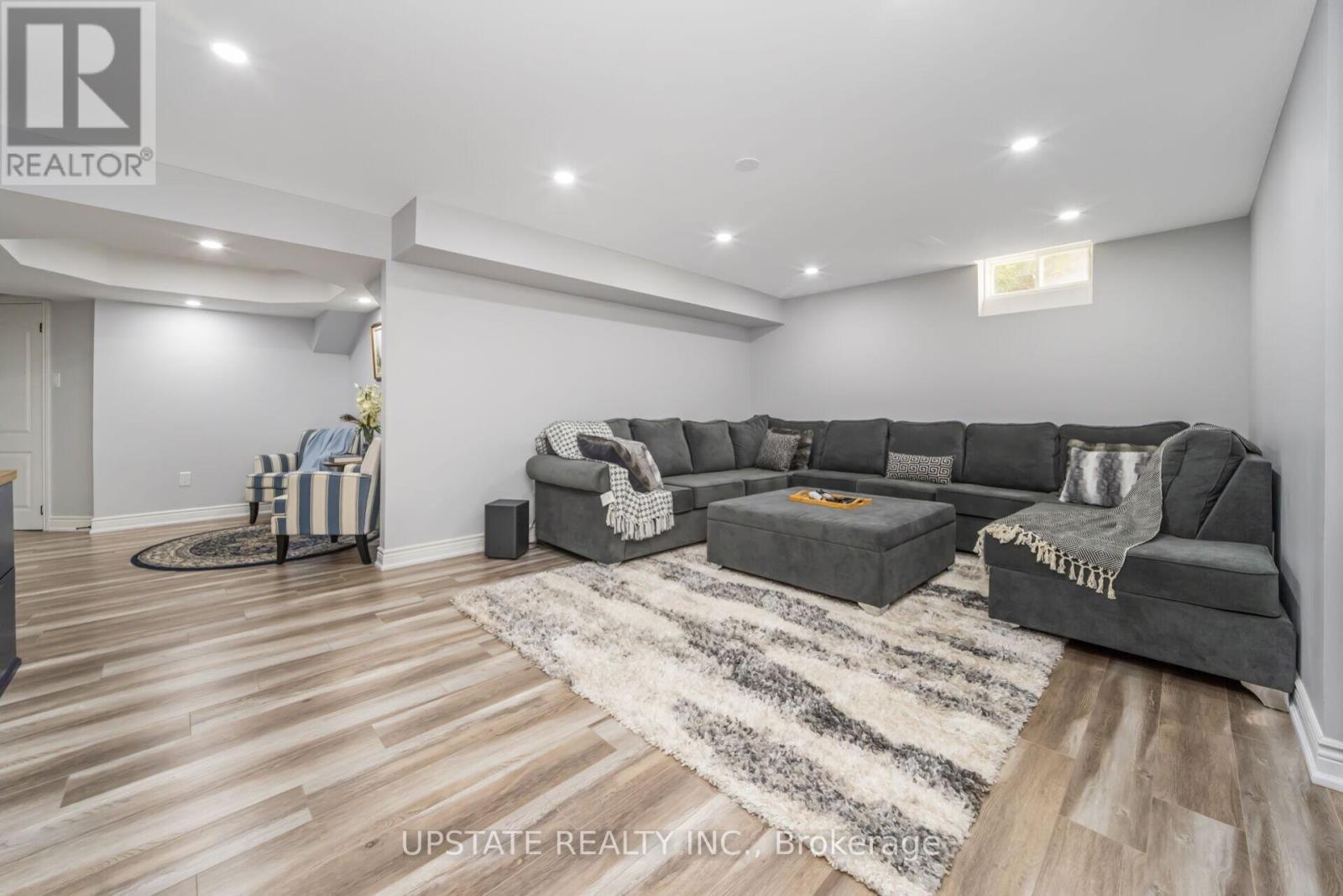 105 Royal West Drive, Brampton, Ontario  L6X 0V6 - Photo 35 - W12672276