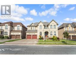 105 ROYAL WEST DRIVE, Brampton, Ontario