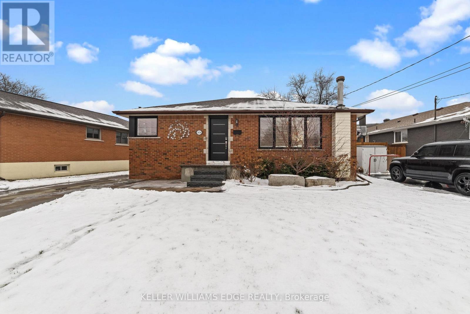 1434 Mountain Grove Avenue, Burlington, Ontario  L7P 2H3 - Photo 2 - W12672314