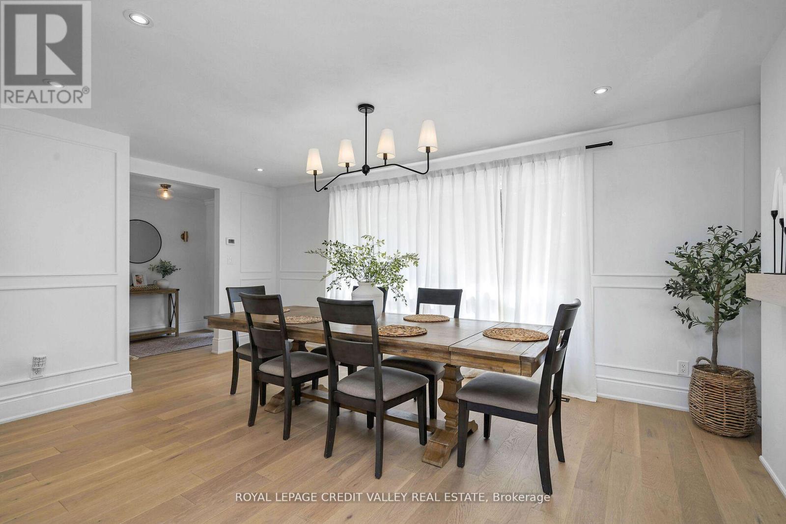 47 Larry Street, Caledon, Ontario  L7C 1K8 - Photo 7 - W12672378