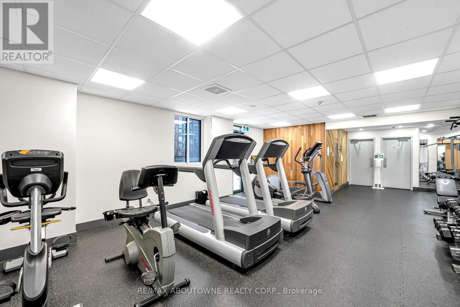 905 - 115 Hillcrest Avenue, Mississauga, Ontario  L5B 3Y9 - Photo 35 - W12672402