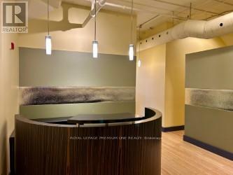 304 - 672 Dupont Street, Toronto (Dovercourt-Wallace Emerson-Junction), Ontario  M6G 1Z6 - Photo 5 - W12671928