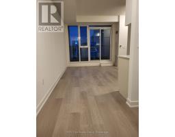 205 - 859 THE QUEENSWAY, Toronto, Ontario