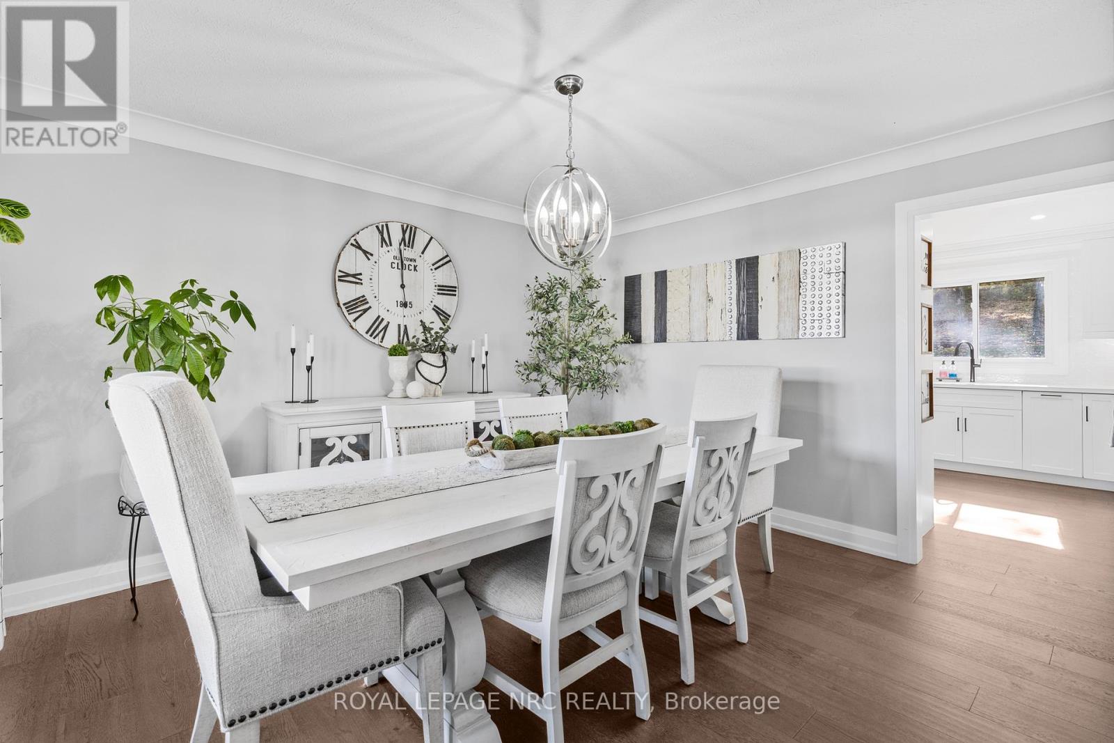 94 Dorchester Drive, Grimsby, Ontario  L3M 1A8 - Photo 18 - X12478342