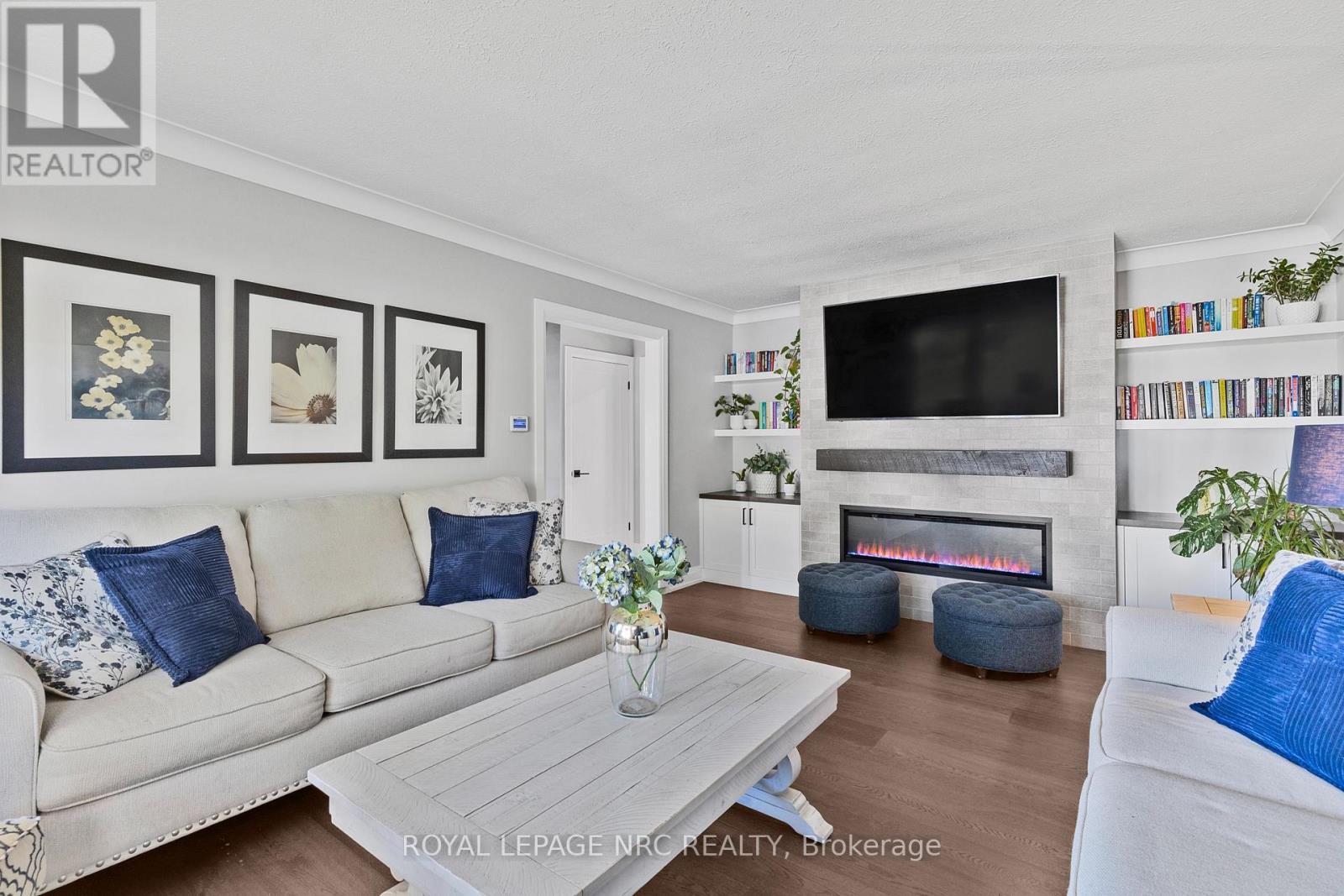 94 Dorchester Drive, Grimsby, Ontario  L3M 1A8 - Photo 6 - X12478342