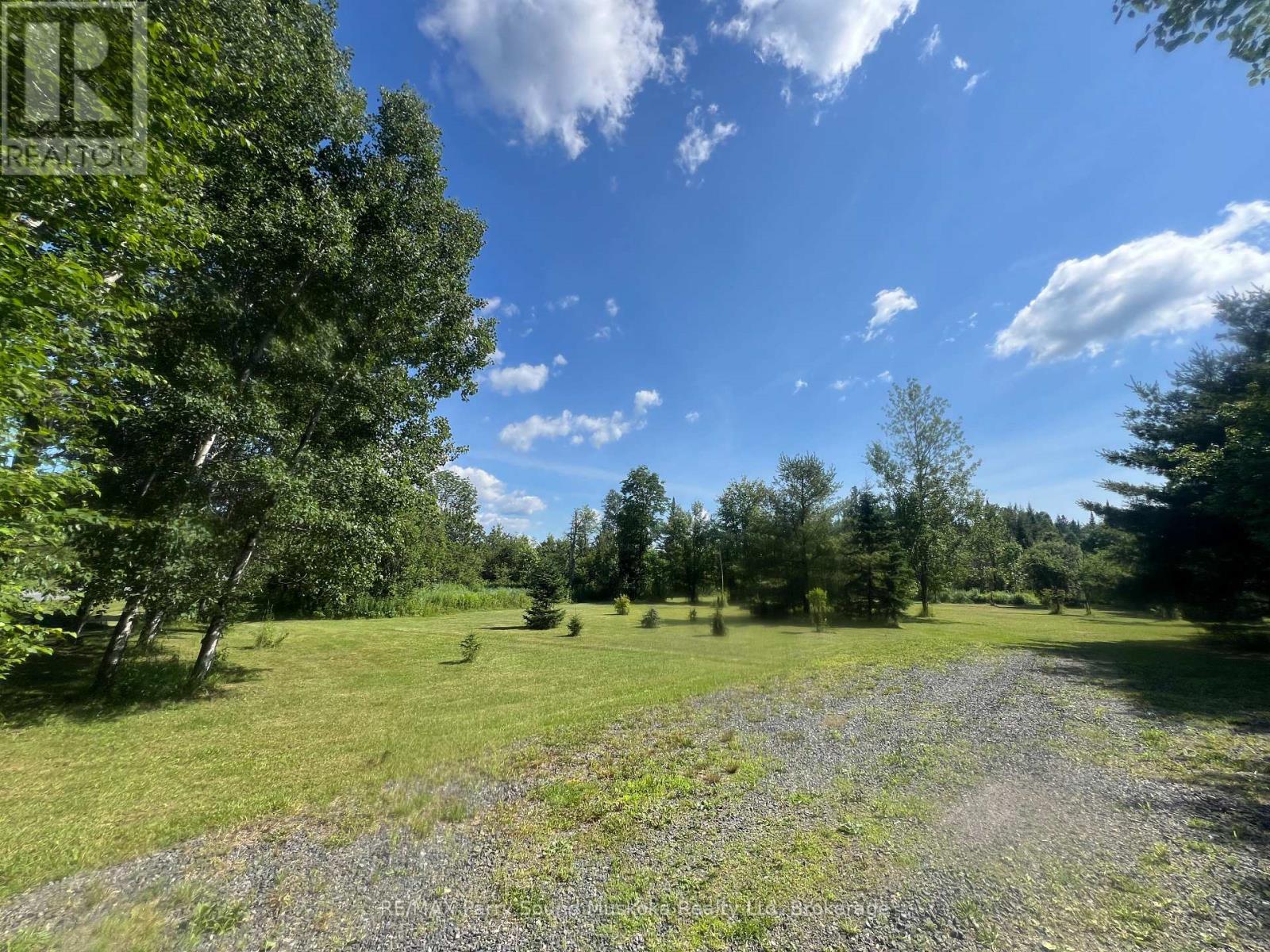 811 Centre Road, Mckellar, Ontario  P2A 0B4 - Photo 7 - X12672430