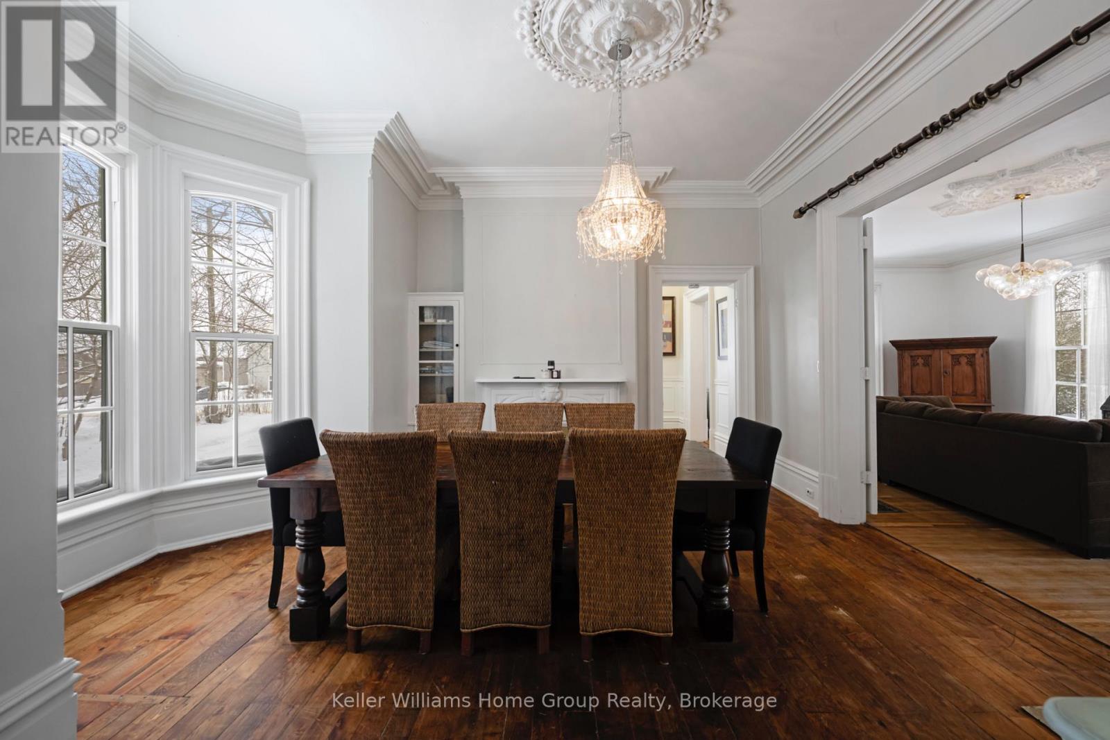 150 Wellington Street E, Wellington North (Mount Forest), Ontario  N0G 2L2 - Photo 10 - X12672456