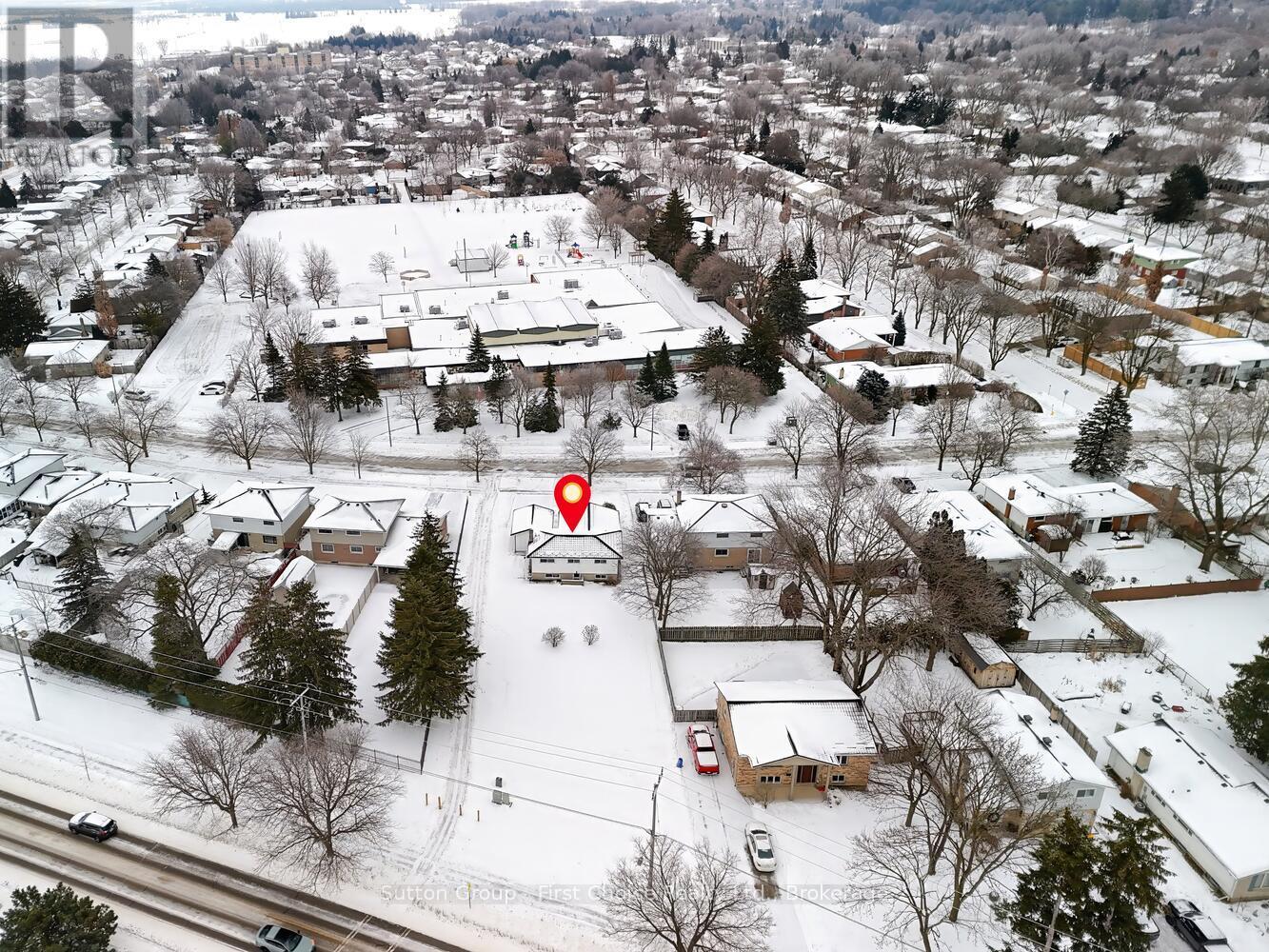 70 Bedford Drive, Stratford, Ontario N5A 5J5 - Photo 22 - X12672484