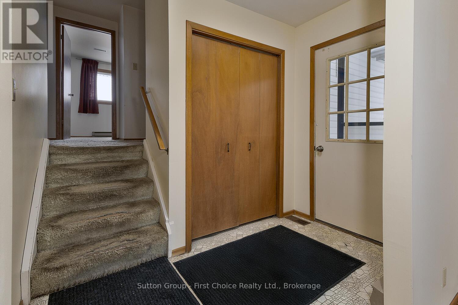 70 Bedford Drive, Stratford, Ontario N5A 5J5 - Photo 6 - X12672484