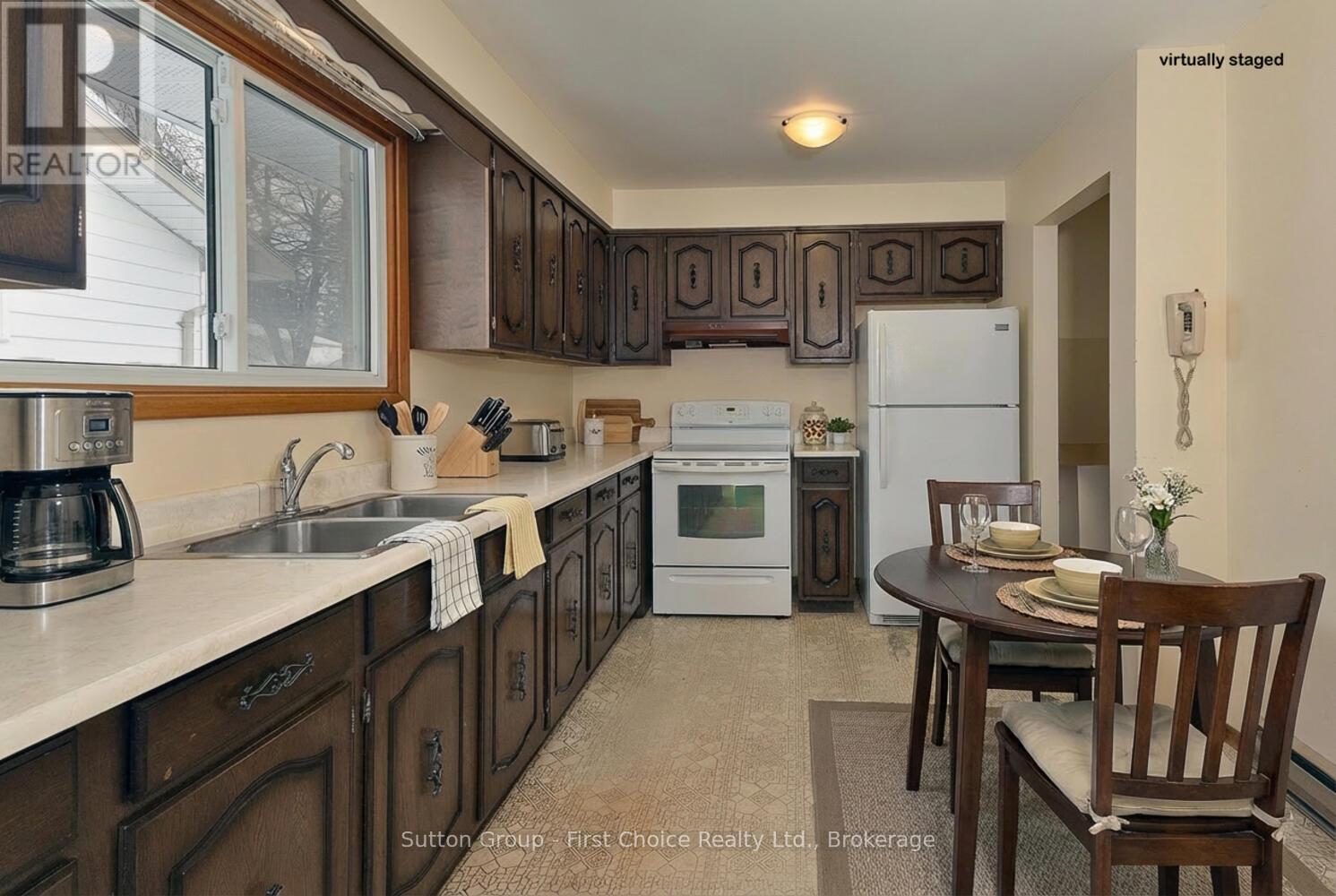 70 Bedford Drive, Stratford, Ontario N5A 5J5 - Photo 9 - X12672484