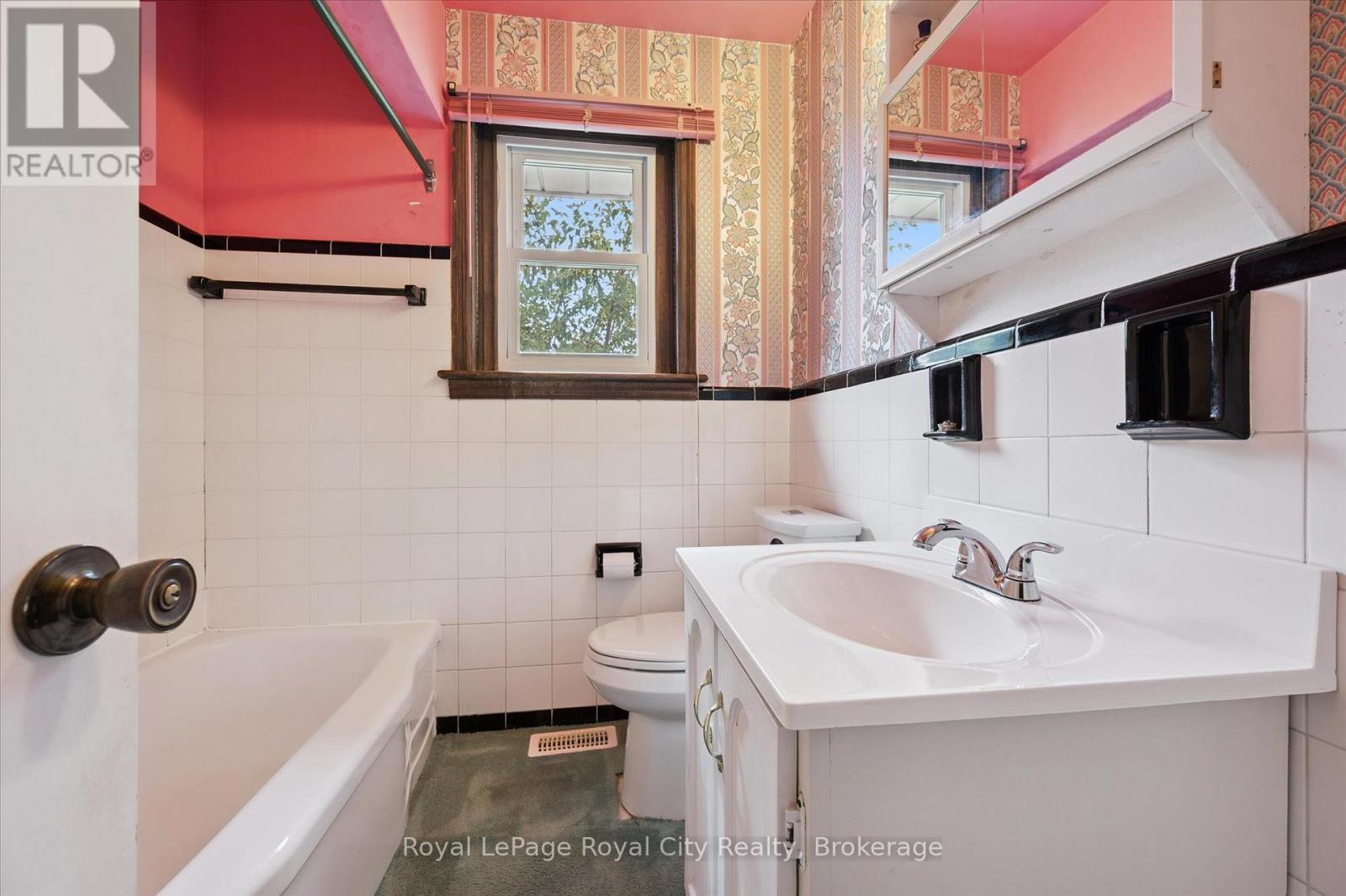 193 Edinburgh Road S, Guelph (Dovercliffe Park/old University), Ontario  N1G 2H8 - Photo 16 - X12672556