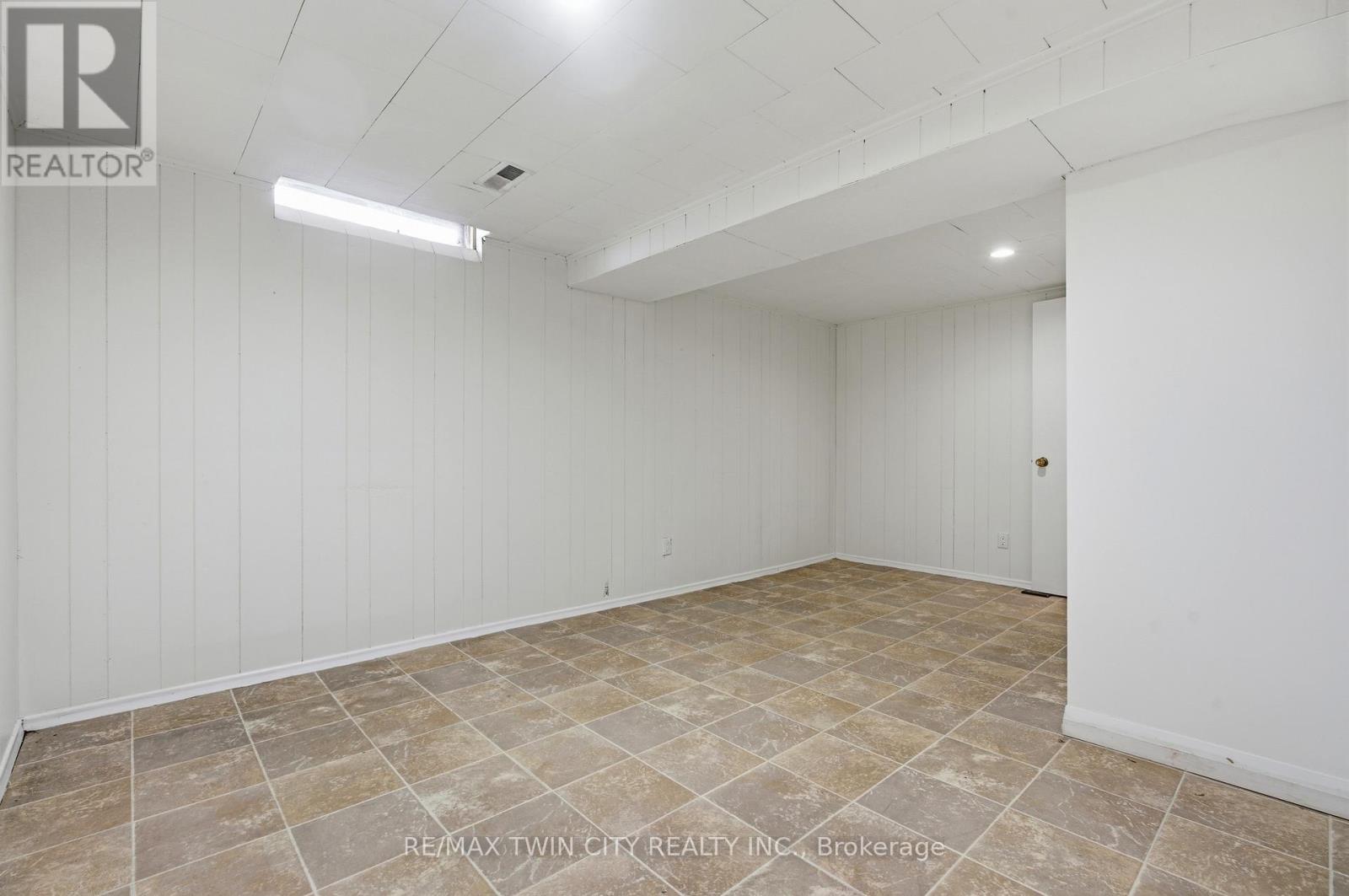 9 - 280 Thaler Avenue, Kitchener, Ontario  N2A 1R6 - Photo 32 - X12672096