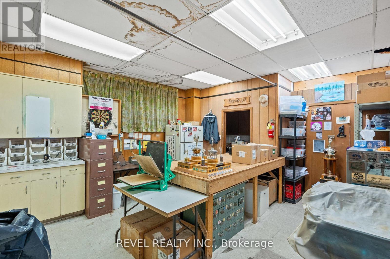 220-222 King Street, Welland, Ontario  L3B 3J7 - Photo 13 - X12672152