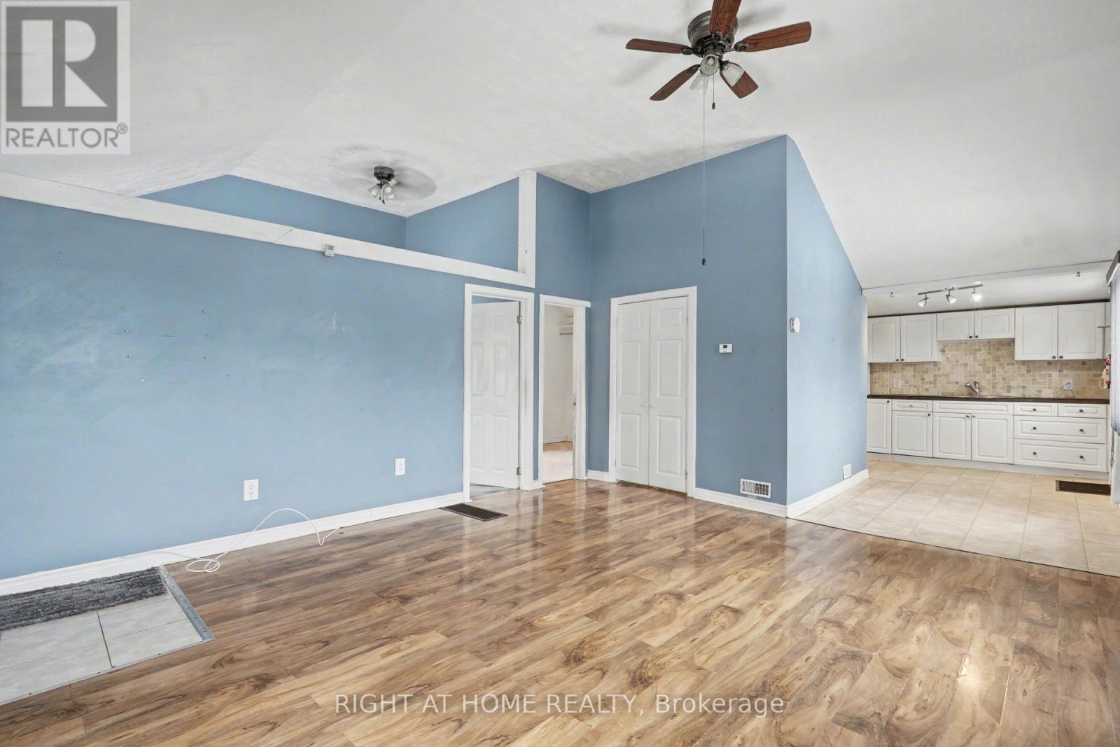 3852 Brunswick Avenue, Fort Erie, Ontario  L0S 1B0 - Photo 7 - X12672174