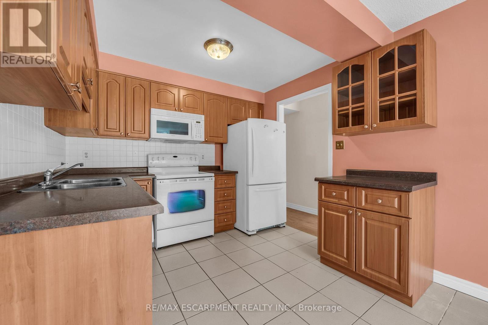 203 - 67 Caroline Street S, Hamilton, Ontario  L8P 3K6 - Photo 17 - X12672232