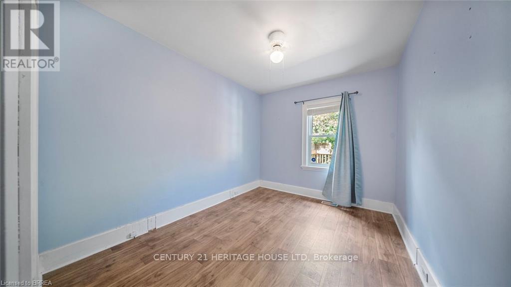 35 Salisbury Avenue, Brantford, Ontario  N3S 1M6 - Photo 15 - X12672316