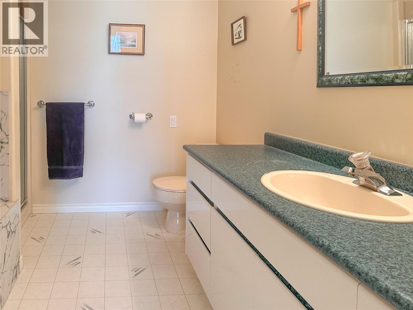 45 Hudsons Bay Trail Unit# 101, Kamloops, British Columbia  V2C 6N5 - Photo 25 - 10371975