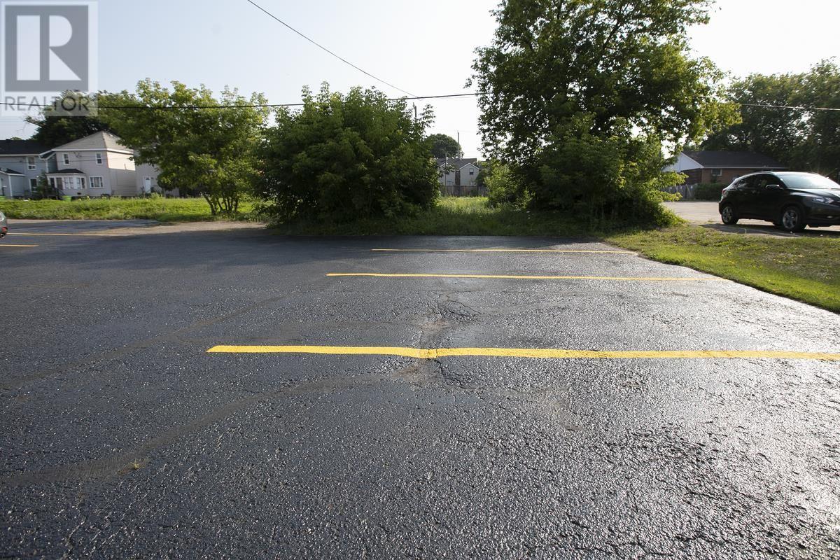 446 Albert St E, Sault Ste. Marie, Ontario  P6A 2J8 - Photo 8 - SM260043