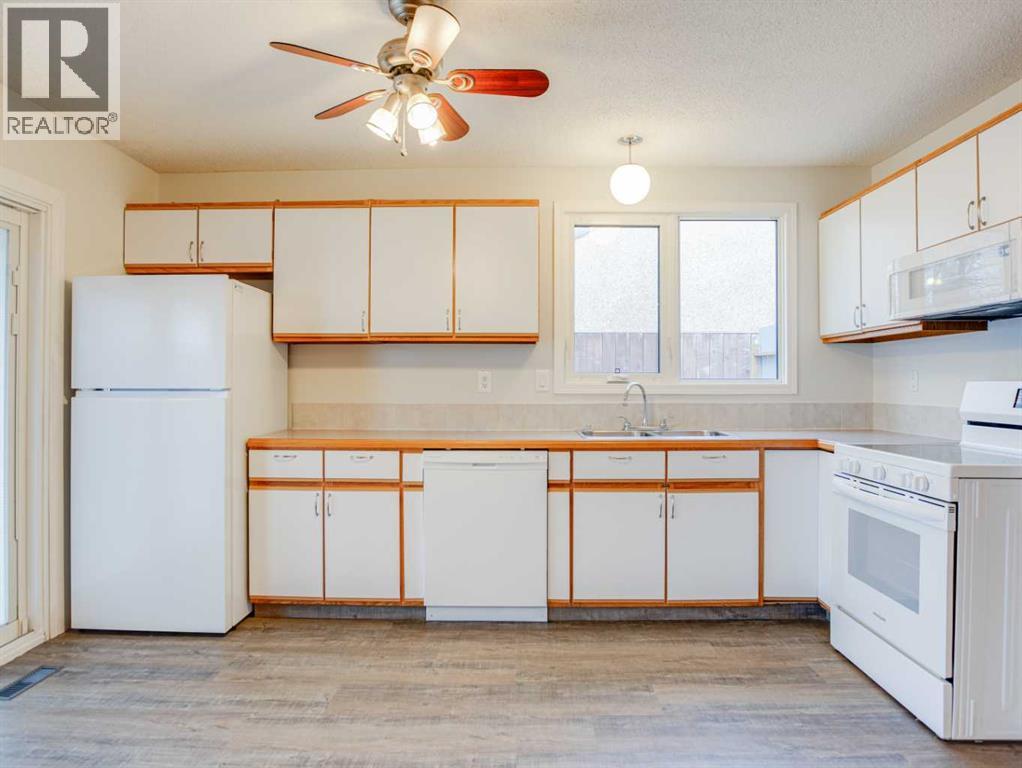 1606 St George Road N, Lethbridge, Alberta  T1H 5A1 - Photo 7 - A2277292