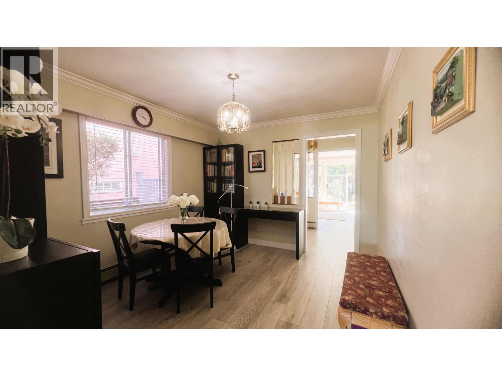 8348 French Street, Vancouver, British Columbia  V6P 4W2 - Photo 3 - R3033334