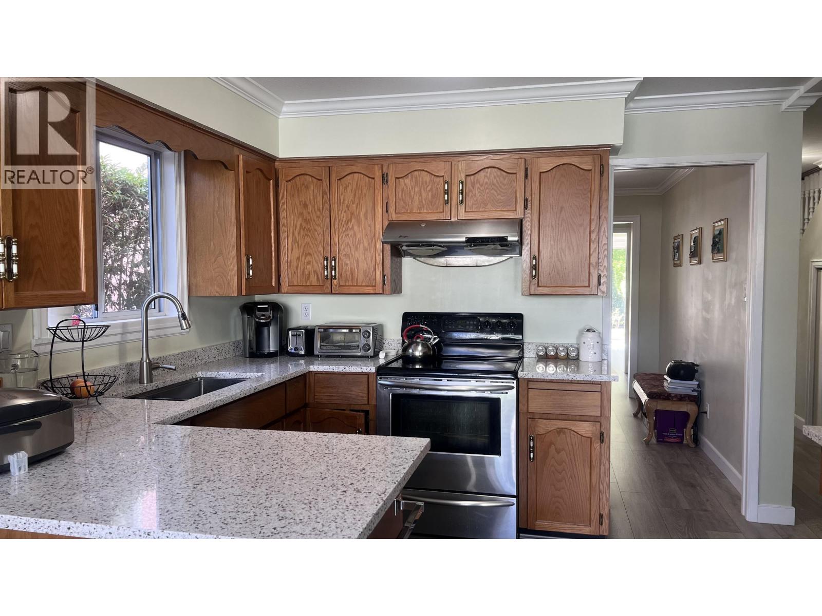 8348 French Street, Vancouver, British Columbia  V6P 4W2 - Photo 11 - R3033334