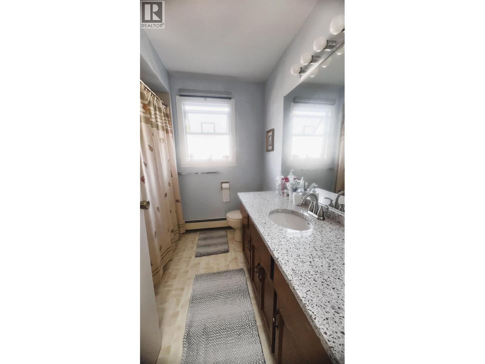 8348 French Street, Vancouver, British Columbia  V6P 4W2 - Photo 6 - R3033334