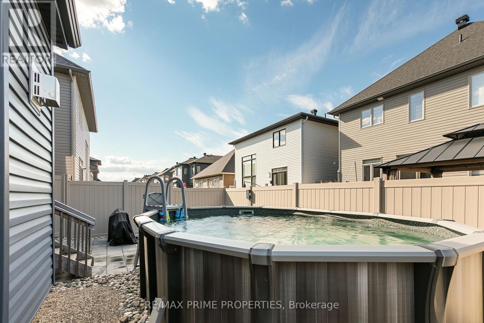 249 Fountainhead Drive, Ottawa, Ontario  K1W 0H4 - Photo 34 - X12672520