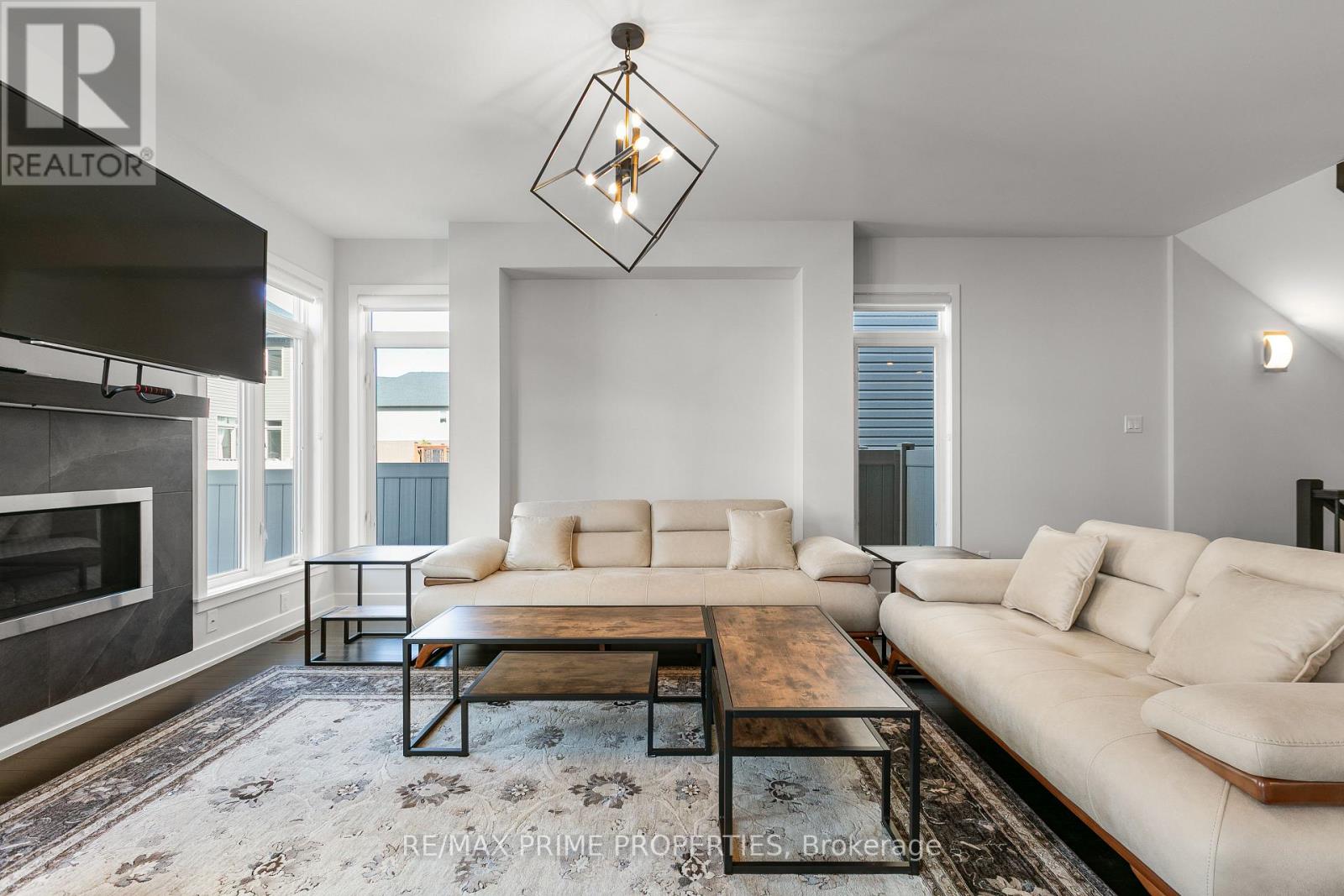 249 Fountainhead Drive, Ottawa, Ontario  K1W 0H4 - Photo 7 - X12672520