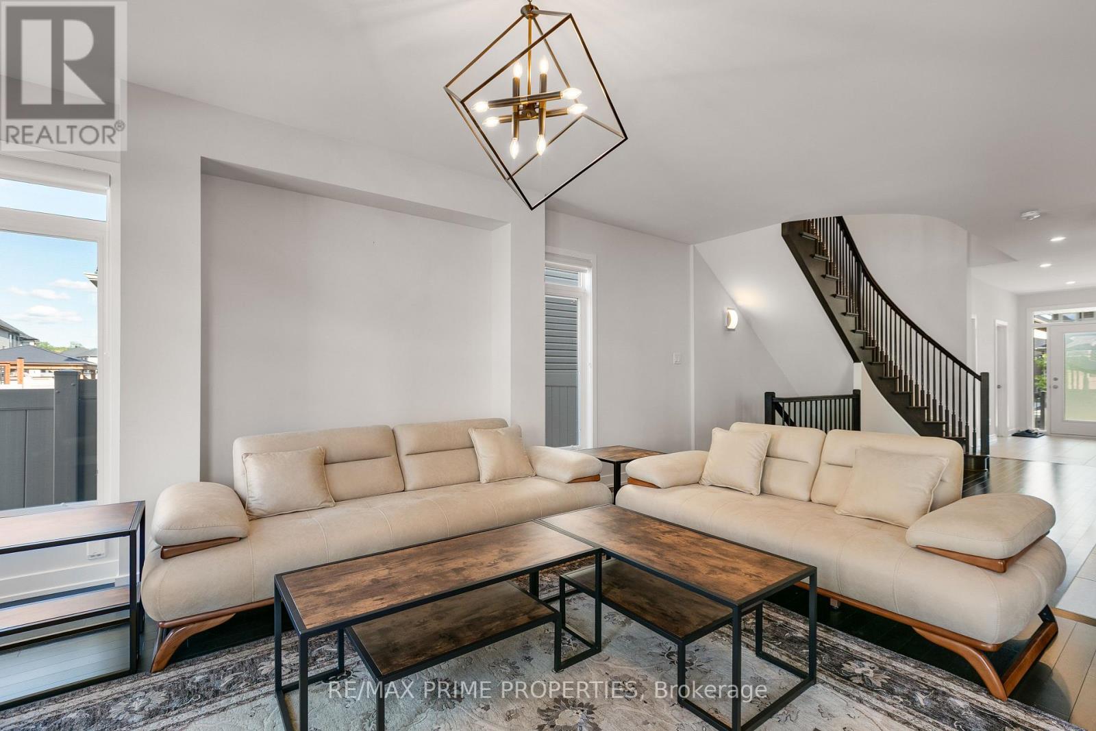 249 Fountainhead Drive, Ottawa, Ontario  K1W 0H4 - Photo 9 - X12672520