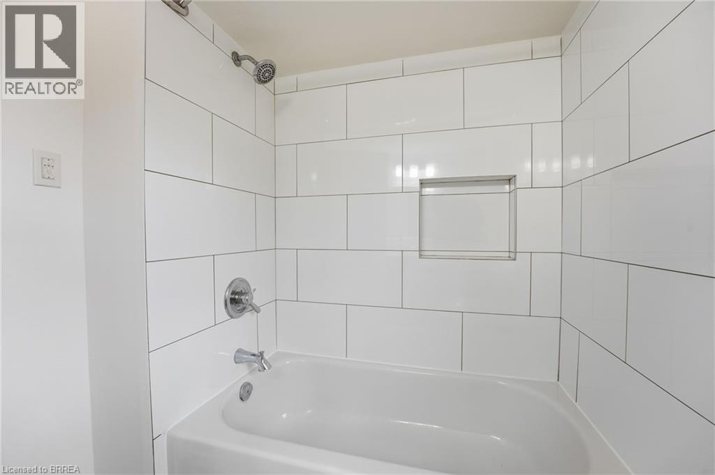 12 St James Street, Brantford, Ontario  N3T 3Z5 - Photo 17 - 40796621