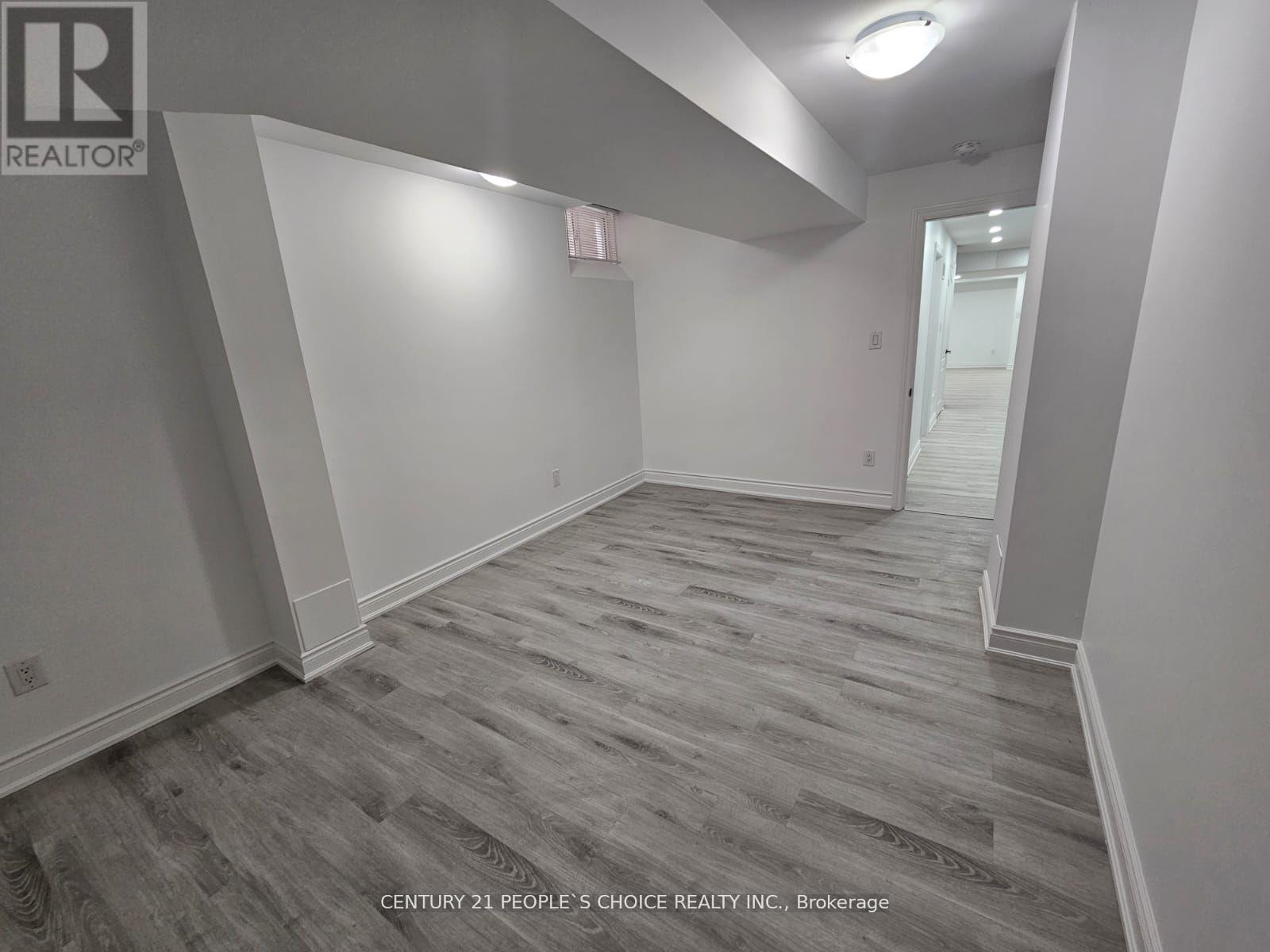 30 Bucksaw Street, Brampton, Ontario  L7A 4R2 - Photo 11 - W12671462