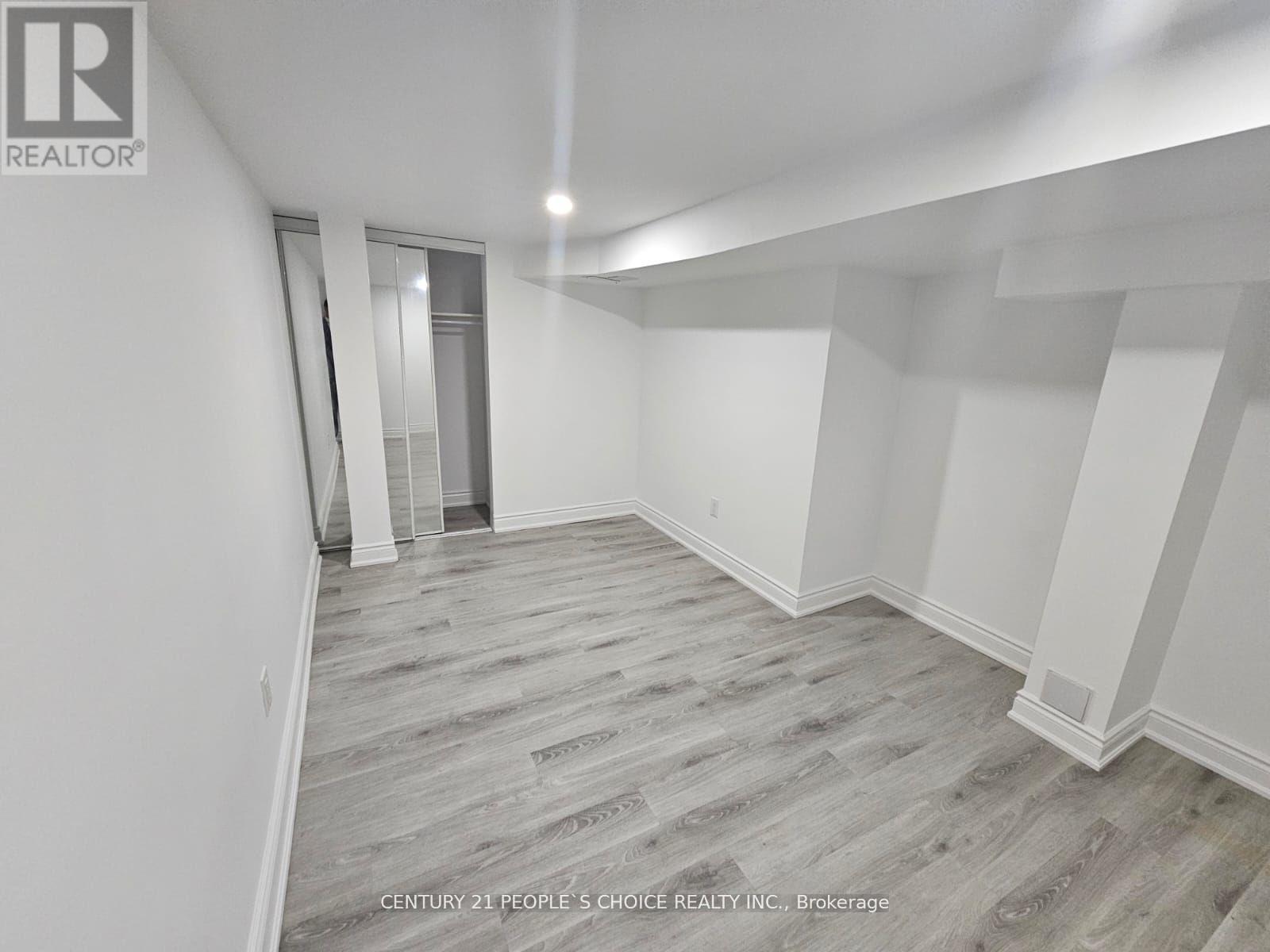 30 Bucksaw Street, Brampton, Ontario  L7A 4R2 - Photo 5 - W12671462