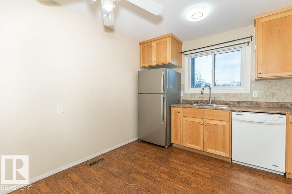 134 Kaskitayo Ct Nw, Edmonton, Alberta  T6J 3T3 - Photo 6 - E4469264